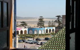 رياض نخلة